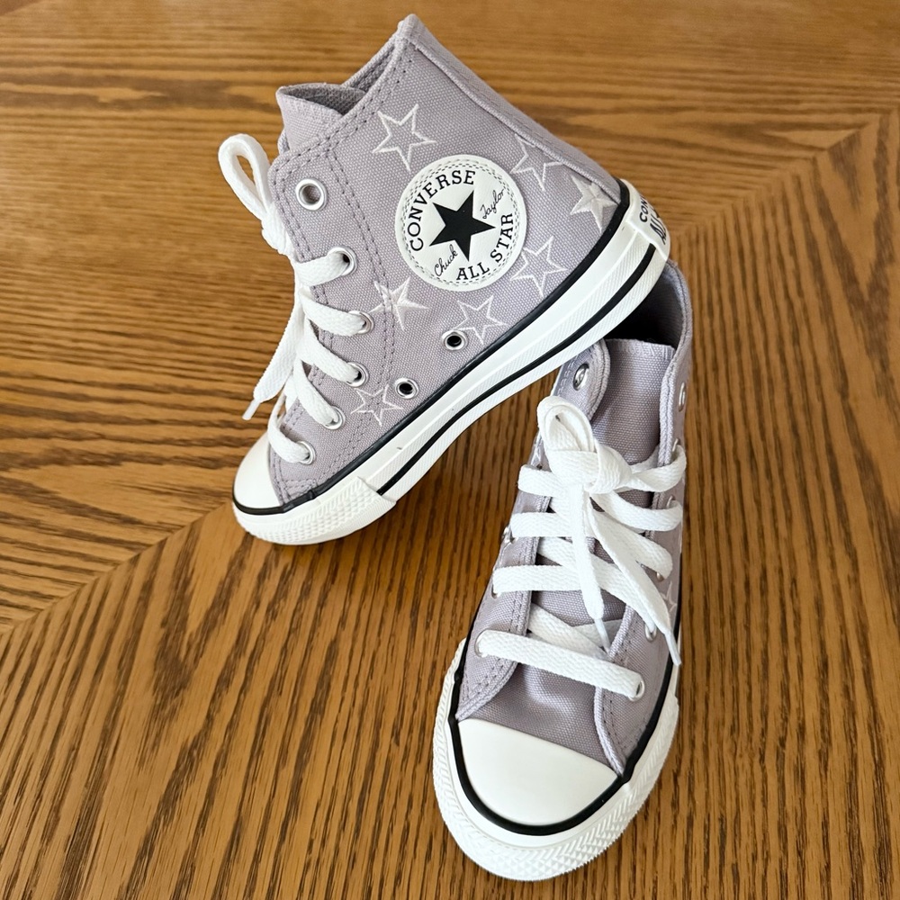 CONVERSE Chuck Taylor All Star Hi - Purple Star Print